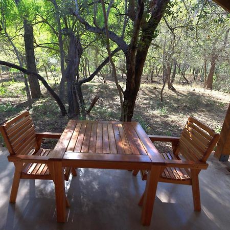 Mbuluzi Game Reserve Simunye Eksteriør billede